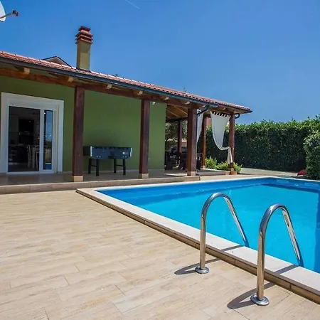 Сasa de vacaciones Tanja Pula